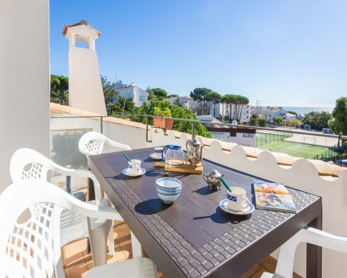 Costa Brava Penthouse mit Terrasse – Strandnah 
