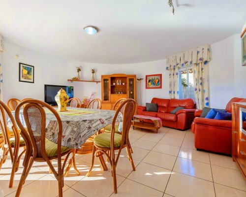 Exklusives, modernes Ferienhaus in Miami Playa, Costa Dorada