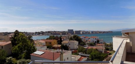 EC 141/2 Modern apartment for 4/5 persons with swimming pool and sea views in l`Escala on the Costa Brava