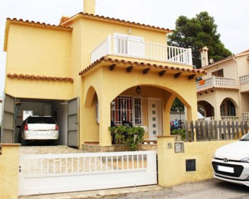 Entspannter Urlaub im Ferienhaus in Escala Spanien mieten