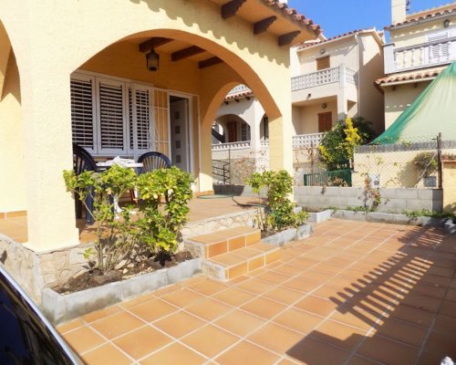 Entspannter Urlaub im Ferienhaus in Escala Spanien mieten
