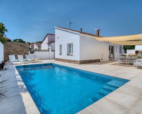Villa privater Pool Costa Brava Spanien