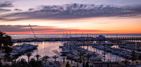 AL 134 Exclusive apartment for 5 persons with sea views near the port of Altea on the Costa Blanca