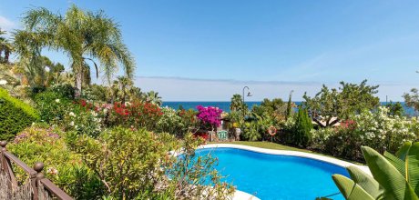 AL 126/4 Exclusive apartment for 4 persons with swimming pool and sea views near Altea on the Costa Blanca