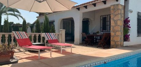 AB 610 Holiday villa for 6 persons near the beach with private pool and sea views near l'Albir on the Costa Blanca