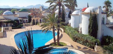 DE 309/2 Bungalow para 4 personas con piscina comunitaria en Dénia en la Costa Blanca
