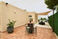 Disfrute de sus vacaciones en Dénia en la Costa Blanca en esta espaciosa villa vacacional para 8 personas, con piscina privada y vistas al mar.