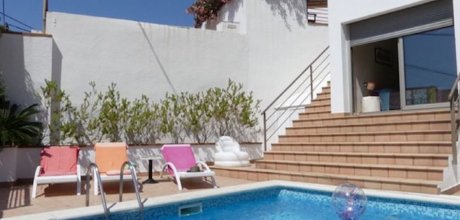 RS 615 Maison pour 6 personnes près de la plage avec piscine privée à Roses sur la Costa Brava