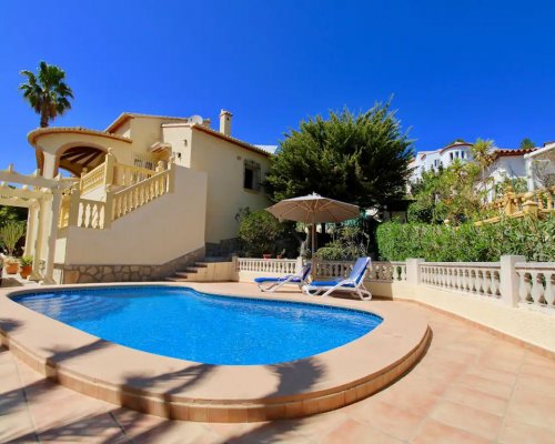 Ihr Traumurlaub in Spanien: stilvolle Ferienvilla für 6 Personen an der Costa Blanca