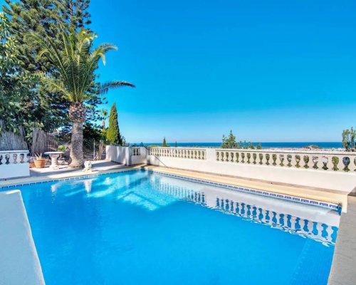 Modernes Ferienhaus mieten für 6 Personen mit Schwimmbad und Panorama-Meerblick an der Costa Blanca