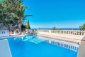 Louez une maison de vacances moderne pour 6 personnes avec piscine et vue panoramique sur la mer sur la Costa Blanca.