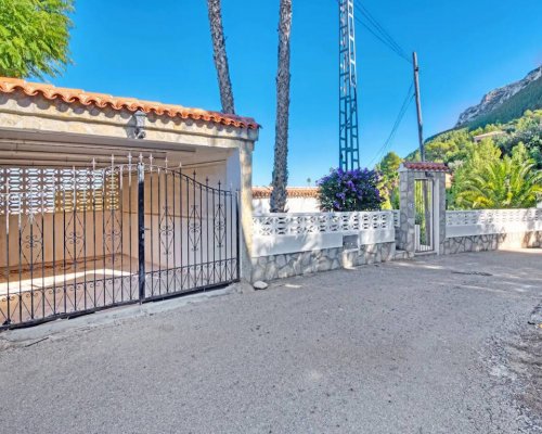 Modernes Ferienhaus mieten für 6 Personen mit Schwimmbad und Panorama-Meerblick an der Costa Blanca